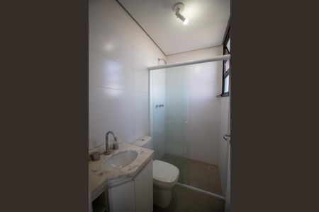 Apartamento para alugar com 70m², 2 quartos e 2 vagasBanheiro da Suíte 