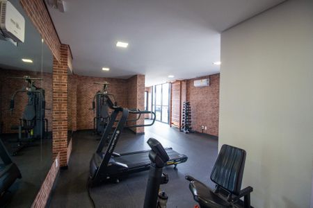 Apartamento para alugar com 70m², 2 quartos e 2 vagasÁrea comum - Academia