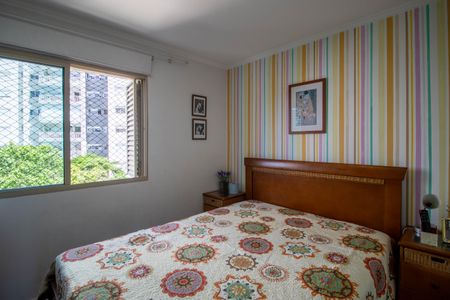 Apartamento à venda com 105m², 3 quartos e 2 vagasQuarto 2