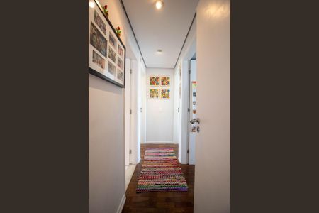 Apartamento à venda com 105m², 3 quartos e 2 vagasCorredor