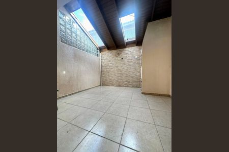 Casa de condomínio para alugar com 76m², 2 quartos e 1 vagaÁrea Externa 