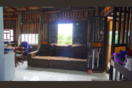 Sala  de casa à venda com 2 quartos, 82m² em Vila Nova, Porto Alegre