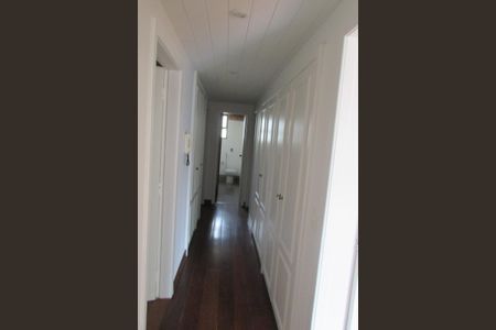 Apartamento para alugar com 210m², 4 quartos e 4 vagasCorredor