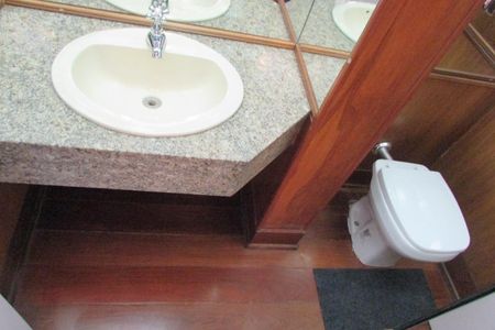 Apartamento para alugar com 210m², 4 quartos e 4 vagasBanheiro