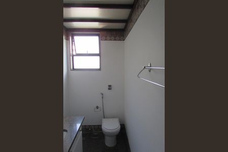 Apartamento para alugar com 210m², 4 quartos e 4 vagasBanheiro