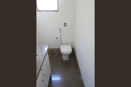 Apartamento para alugar com 210m², 4 quartos e 4 vagasBanheiro