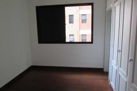 Apartamento para alugar com 210m², 4 quartos e 4 vagasQuarto