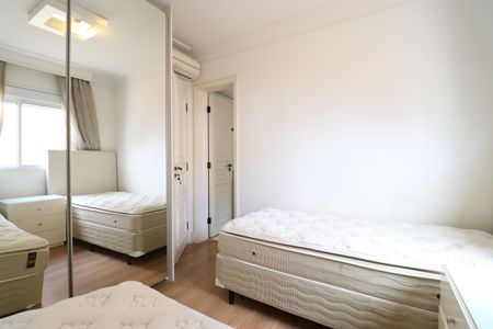 Apartamento à venda com 140m², 3 quartos e 3 vagasSuíte 1