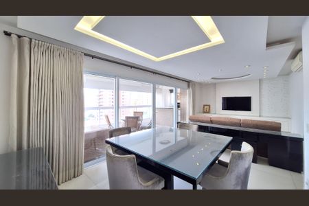 Sala de apartamento à venda com 3 quartos, 140m² em Pompeia, São Paulo