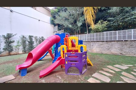 Apartamento à venda com 140m², 3 quartos e 3 vagasÁrea comum - Playground
