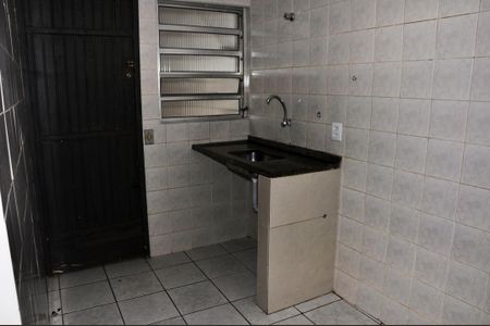 Casa para alugar com 31m², 1 quarto e sem vaga Casa para alugar com 31m², 1 quarto e sem vagaDetalhe - Cozinha