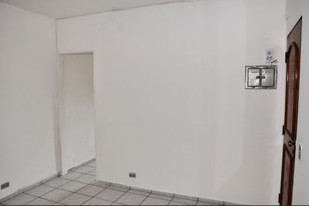 Casa para alugar com 31m², 1 quarto e sem vaga Casa para alugar com 31m², 1 quarto e sem vagaDetalhe - Sala