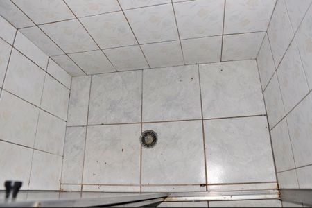 Casa para alugar com 31m², 1 quarto e sem vaga Casa para alugar com 31m², 1 quarto e sem vagaDetalhe - Banheiro Social