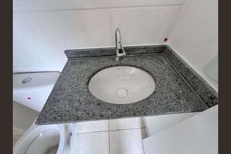 Apartamento à venda com 54m², 2 quartos e 1 vagaSuíte - Banheiro