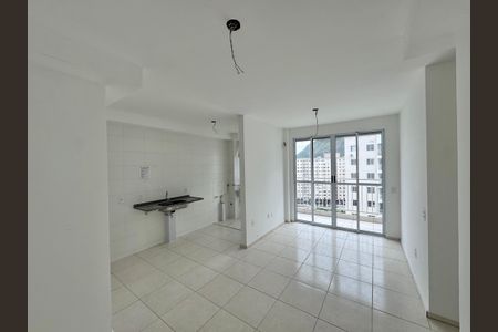 Sala de apartamento à venda com 2 quartos, 54m² em Barra Olímpica, Rio de Janeiro