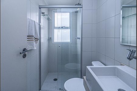 Apartamento para alugar com 62m², 2 quartos e 1 vagabanheiro social_2