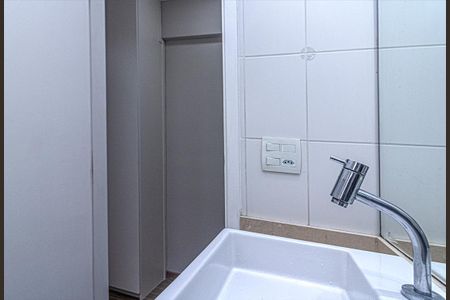 Apartamento para alugar com 62m², 2 quartos e 1 vagabanheiro na suíte_4