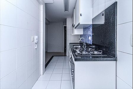 Apartamento para alugar com 62m², 2 quartos e 1 vagacozinha e área de serviço compartilhadas_4