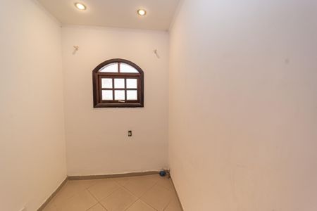 Casa à venda com 230m², 4 quartos e 4 vagas Casa à venda com 230m², 4 quartos e 4 vagasQuarto 2