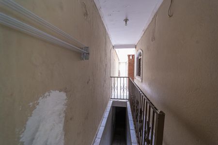 Casa à venda com 230m², 4 quartos e 4 vagas Casa à venda com 230m², 4 quartos e 4 vagasCorredor