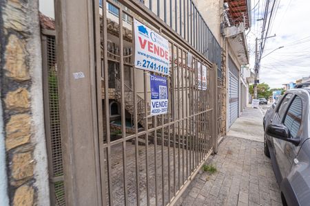 Casa à venda com 230m², 4 quartos e 4 vagas Casa à venda com 230m², 4 quartos e 4 vagas02/01/26 Placa: KHDC-464