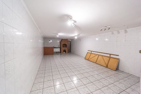 Casa à venda com 230m², 4 quartos e 4 vagas Casa à venda com 230m², 4 quartos e 4 vagasGaragem