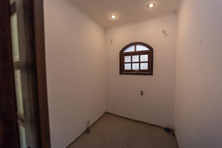 Casa à venda com 230m², 4 quartos e 4 vagas Casa à venda com 230m², 4 quartos e 4 vagasQuarto 2
