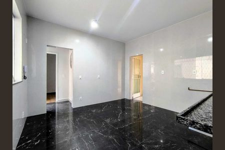 Casa para alugar com 6 quartos, 450m² em Ana Lúcia, Belo Horizonte