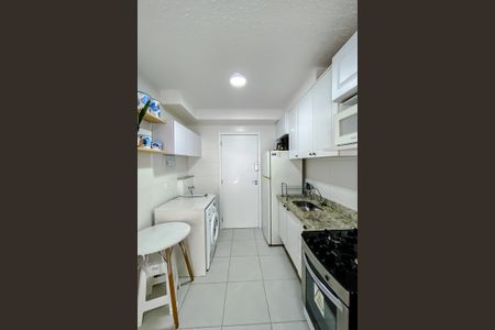 Apartamento à venda com 28m², 1 quarto e sem vaga Apartamento à venda com 28m², 1 quarto e sem vagaCozinha e Área de Serviço
