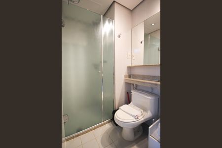 Banheiro de kitnet/studio à venda com 1 quarto, 29m² em Indianópolis, São Paulo