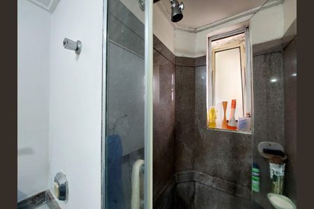 Apartamento à venda com 70m², 3 quartos e 2 vagas Apartamento à venda com 70m², 3 quartos e 2 vagasBanheiro Suíte