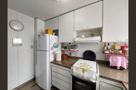 Apartamento à venda com 70m², 3 quartos e 2 vagas Apartamento à venda com 70m², 3 quartos e 2 vagasCozinha