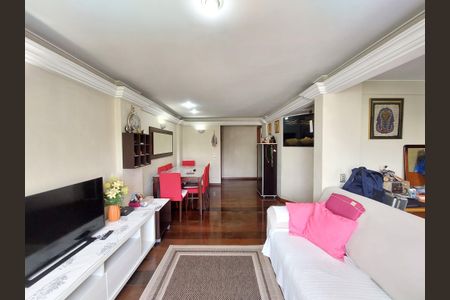 Apartamento à venda com 70m², 3 quartos e 2 vagas Apartamento à venda com 70m², 3 quartos e 2 vagasSala