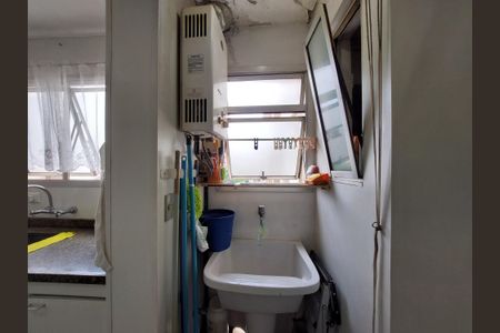 Apartamento à venda com 70m², 3 quartos e 2 vagas Apartamento à venda com 70m², 3 quartos e 2 vagasÁrea de Serviço