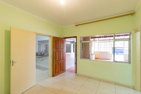 Sala de casa para alugar com 2 quartos, 70m² em Vila Creti, Carapicuíba
