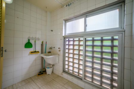 Apartamento à venda com 69m², 2 quartos e 1 vagaÁrea de Serviço