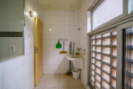 Apartamento à venda com 69m², 2 quartos e 1 vagaÁrea de Serviço