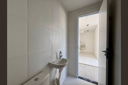 Apartamento à venda com 32m², 2 quartos e sem vagaBanheiro 