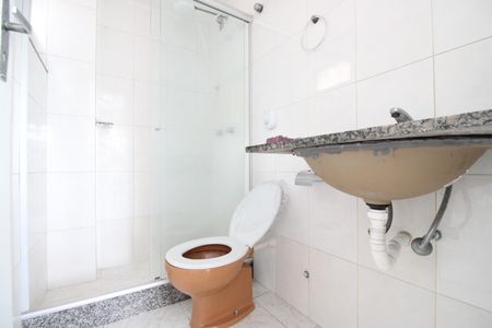 Apartamento para alugar com 72m², 3 quartos e 1 vagaBanheiro da suíte