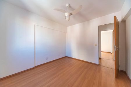 Apartamento à venda com 56m², 2 quartos e 1 vagaQuarto 2