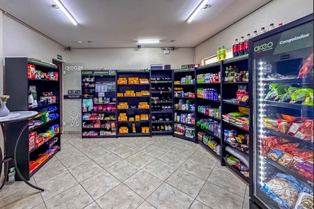 Apartamento à venda com 56m², 2 quartos e 1 vagaMini Mercado