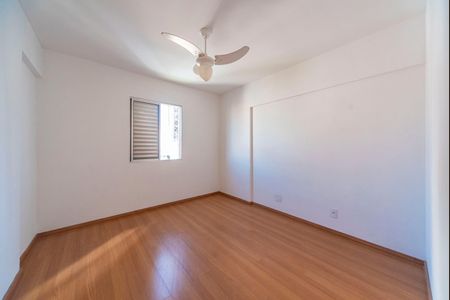 Apartamento à venda com 56m², 2 quartos e 1 vagaQuarto 2