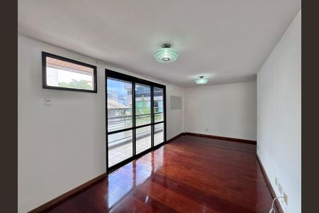 Sala de apartamento para alugar com 3 quartos, 113m² em Recreio dos Bandeirantes, Rio de Janeiro