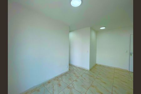 Sala de apartamento à venda com 2 quartos, 47m² em Vila das Bandeiras, Guarulhos