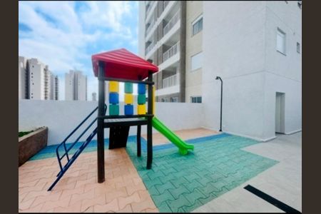 Apartamento à venda com 47m², 2 quartos e 1 vaga Apartamento à venda com 47m², 2 quartos e 1 vagaÁrea comum - Playground