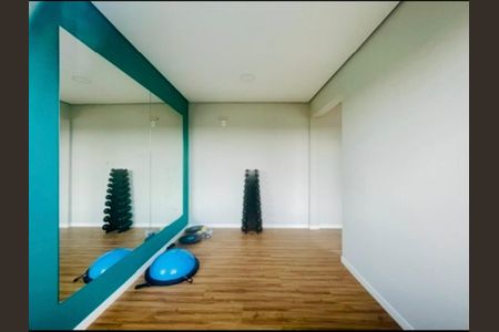 Apartamento à venda com 47m², 2 quartos e 1 vaga Apartamento à venda com 47m², 2 quartos e 1 vagaAcademia