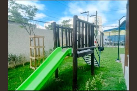 Apartamento à venda com 47m², 2 quartos e 1 vaga Apartamento à venda com 47m², 2 quartos e 1 vagaÁrea comum - Playground