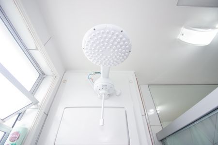 Apartamento à venda com 48m², 2 quartos e 1 vaga Apartamento à venda com 48m², 2 quartos e 1 vagaBanheiro Social