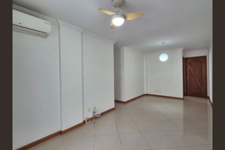 Apartamento à venda com 105m², 3 quartos e 2 vagasSala 