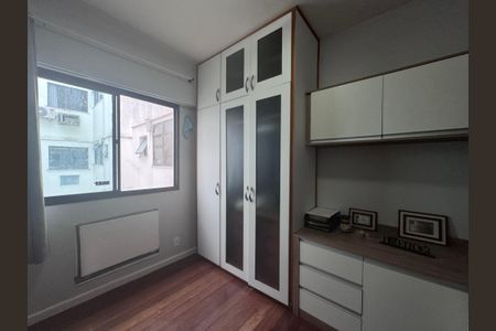 Apartamento à venda com 144m², 4 quartos e 2 vagas Apartamento à venda com 144m², 4 quartos e 2 vagasQuarto 2